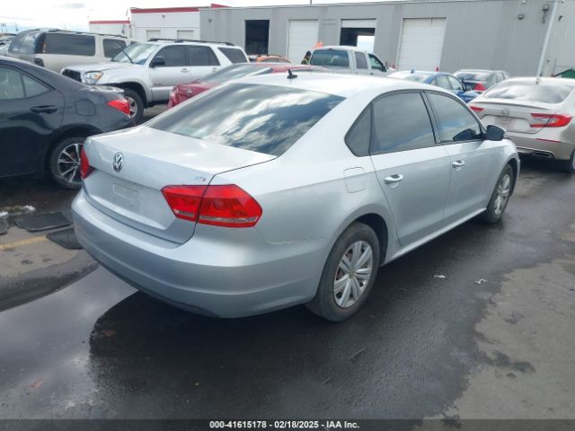 1VWAT7A35EC094277 Volkswagen Passat 1.8t S