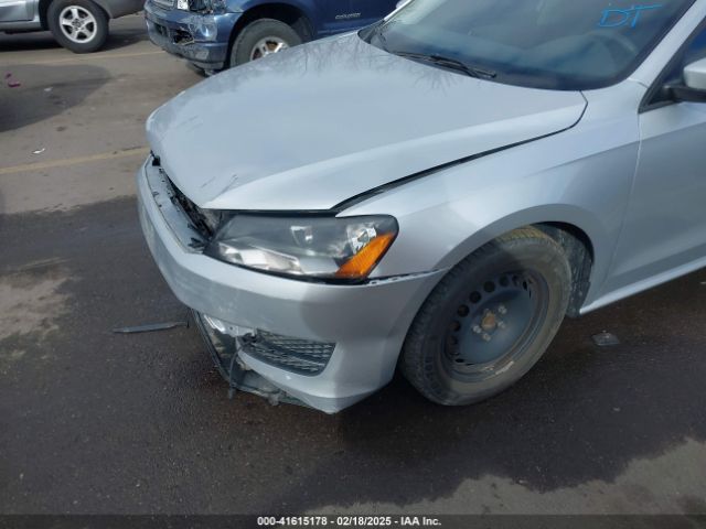 1VWAT7A35EC094277 Volkswagen Passat 1.8t S