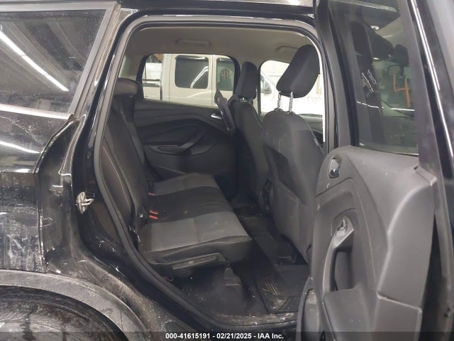 1FMCU9GDXJUA32586 Ford ESCAPE SE