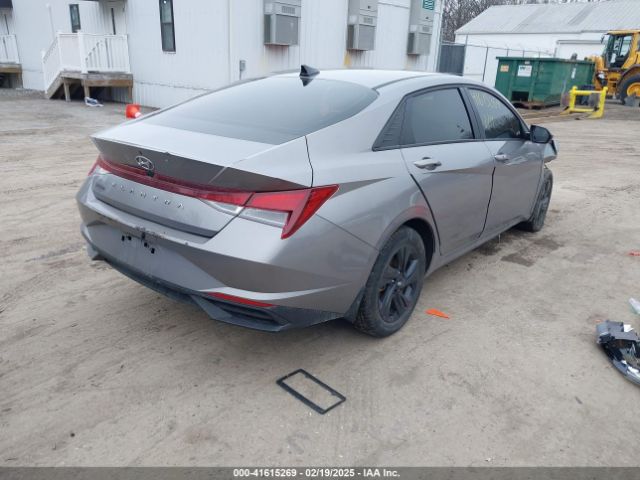 KMHLM4AG7PU395393 Hyundai ELANTRA SEL