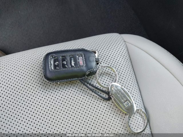 58ABK1GG6JU092872 Lexus ES 350