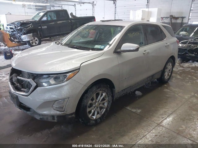 3GNAXKEV0KS515373 Chevrolet EQUINOX LT