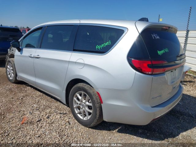 2024 CHRYSLER PACIFICA 2C4RC1BG4RR133071 Photo 2