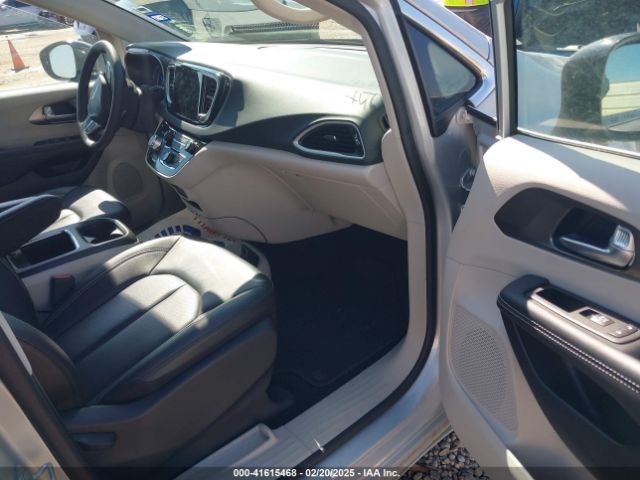 2024 CHRYSLER PACIFICA 2C4RC1BG4RR133071 Photo 4