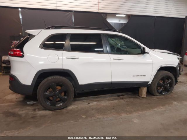 1C4PJMCX0JD505901 Jeep Cherokee Latitude 4x4