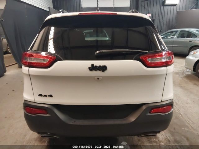 1C4PJMCX0JD505901 Jeep Cherokee Latitude 4x4
