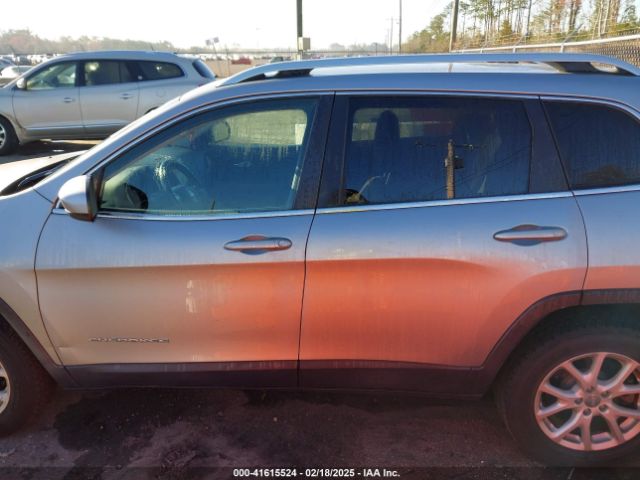 1C4PJMCBXHW527679 Jeep Cherokee Latitude 4x4