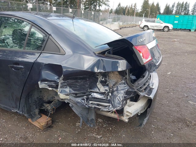 1G1PA5SG4G7113110 Chevrolet Cruze Limited L Manual
