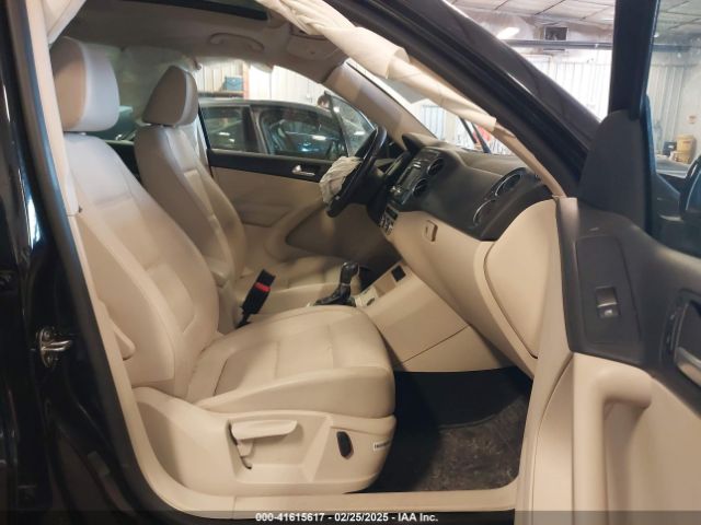 WVGAV3AX1EW531873 Volkswagen Tiguan Sel