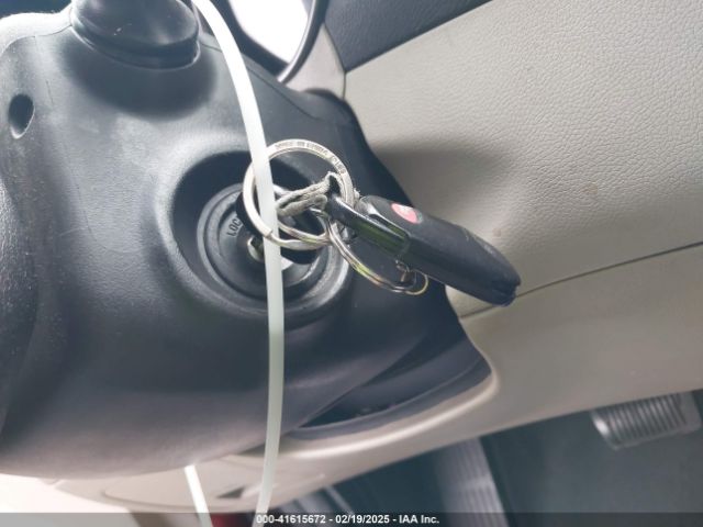 5NPDH4AE6GH780384 Hyundai ELANTRA SE