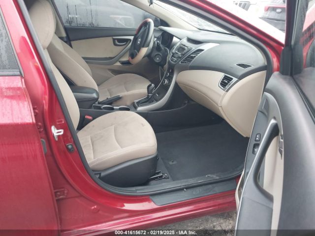 5NPDH4AE6GH780384 Hyundai ELANTRA SE