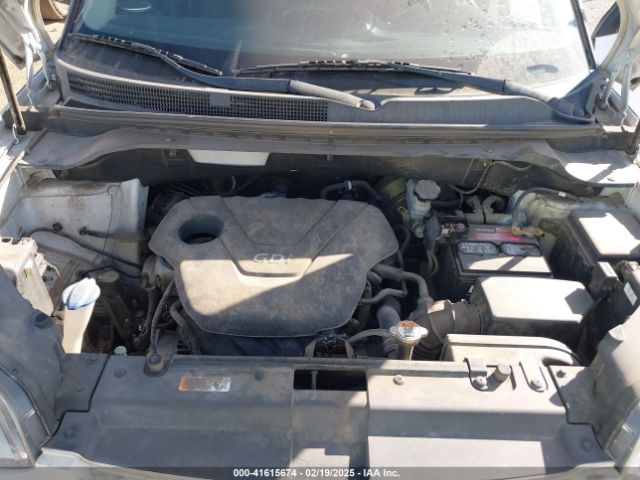 KNDJN2A22F7155344 KIA Soul