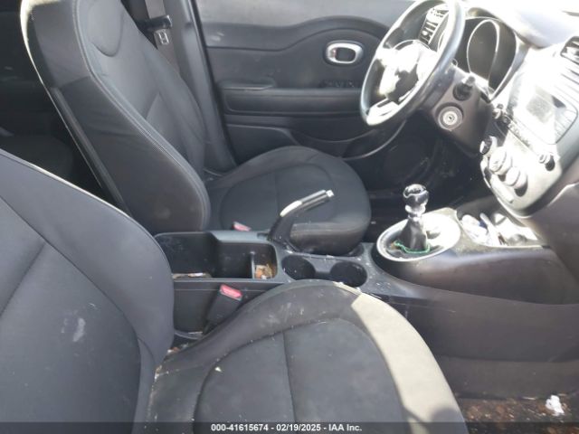 KNDJN2A22F7155344 KIA Soul