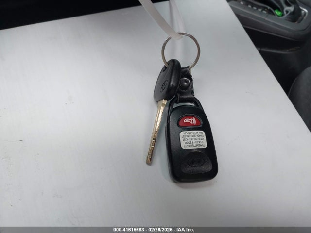 5NPD74LFXLH501103 Hyundai ELANTRA SE