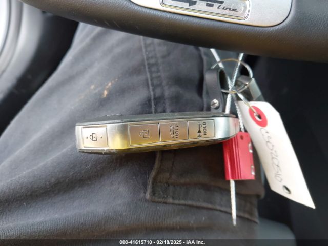 KNAG64J7XS5329274 KIA K5 Gt-line