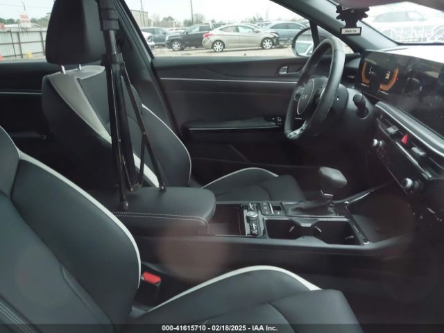 KNAG64J7XS5329274 KIA K5 Gt-line