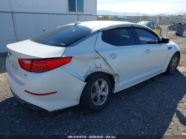 KIA Optima Lx 2015 KNAGM4A77F5650930 Image 4