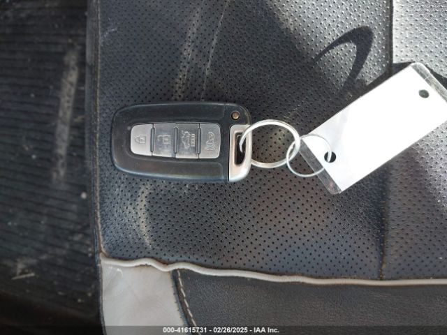 KMHTC6AE0FU235058 Hyundai Veloster Turbo