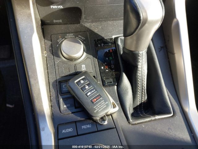 JTJYARBZ7H2079423 Lexus NX 200T