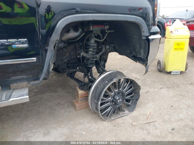 3GTU2NER8JG435443 GMC Sierra 1500 Slt