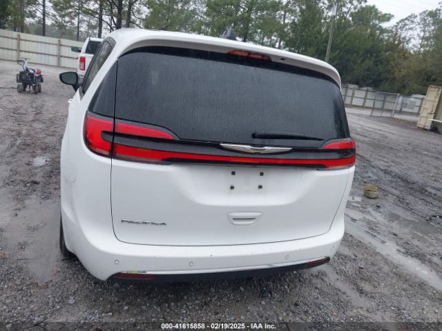 2C4RC1BG7PR621024 Chrysler Pacifica Touring L