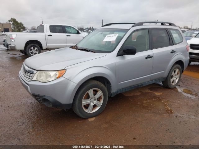 2013 SUBARU FORESTER JF2SHABC2DG439035 Photo 1
