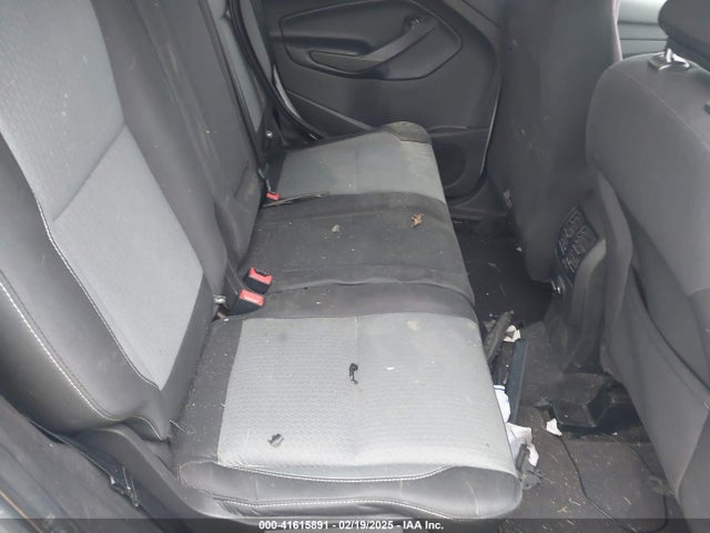 1FMCU0GD4KUA22732 Ford ESCAPE SE