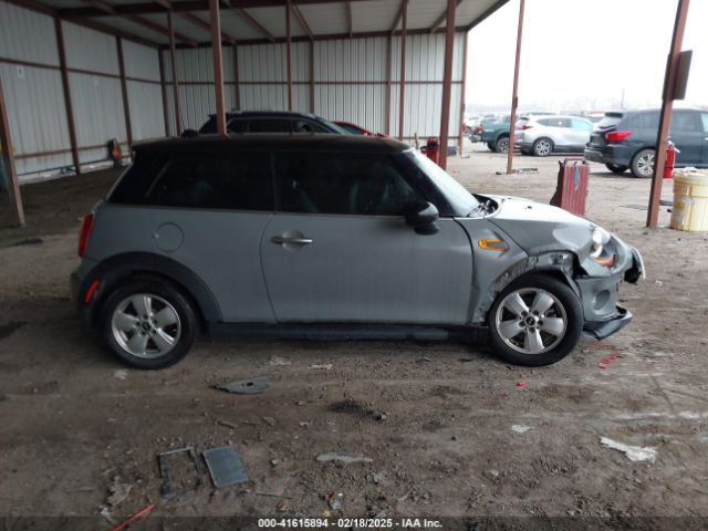 WMWXM5C51F3B34207 Mini Hardtop Cooper