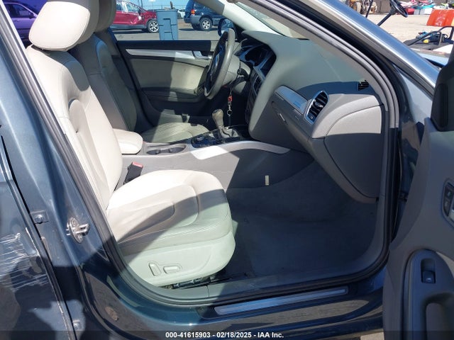 2011 AUDI A4 WAUHFAFL4BN028671 Photo 4