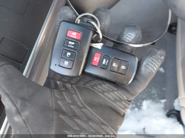 4T1BD1FK1EU109493 Toyota Camry Hybrid Xle