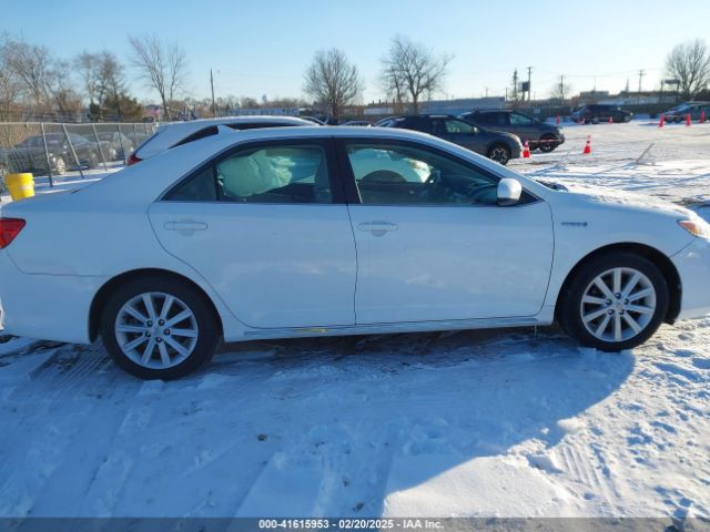 4T1BD1FK1EU109493 Toyota Camry Hybrid Xle