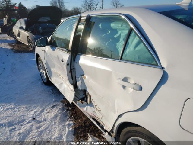 4T1BD1FK1EU109493 Toyota Camry Hybrid Xle
