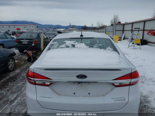 3FA6P0RUXJR159658 Ford Fusion Hybrid Titanium