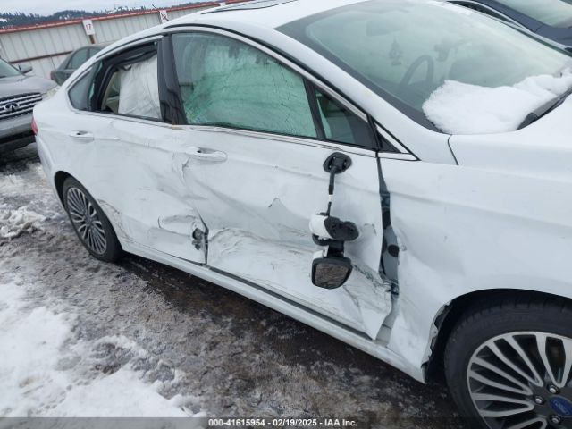 3FA6P0RUXJR159658 Ford Fusion Hybrid Titanium