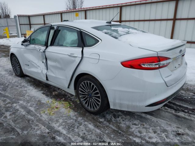 3FA6P0RUXJR159658 Ford Fusion Hybrid Titanium