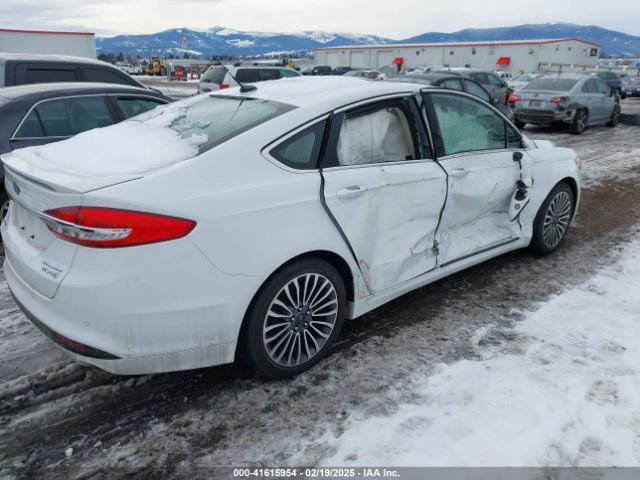 3FA6P0RUXJR159658 Ford Fusion Hybrid Titanium