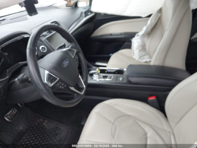 3FA6P0RUXJR159658 Ford Fusion Hybrid Titanium