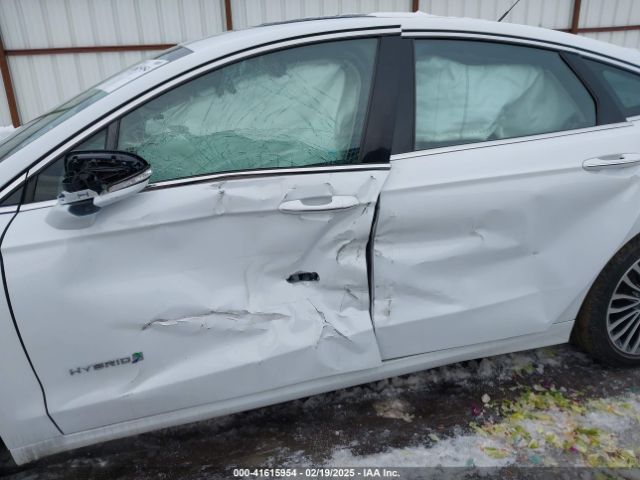 3FA6P0RUXJR159658 Ford Fusion Hybrid Titanium