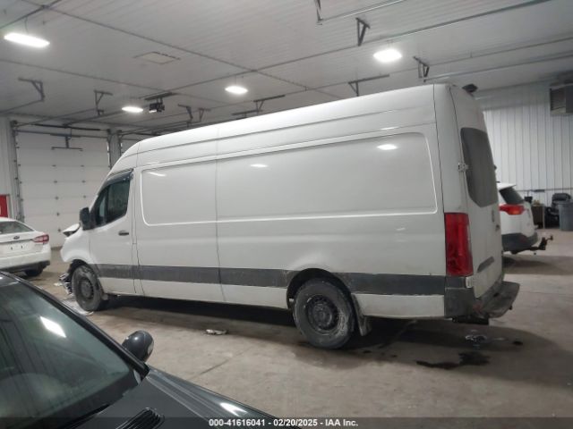 W1Y4ECHY9MT060129 Mercedes-Benz Sprinter 2500 High Roof V6