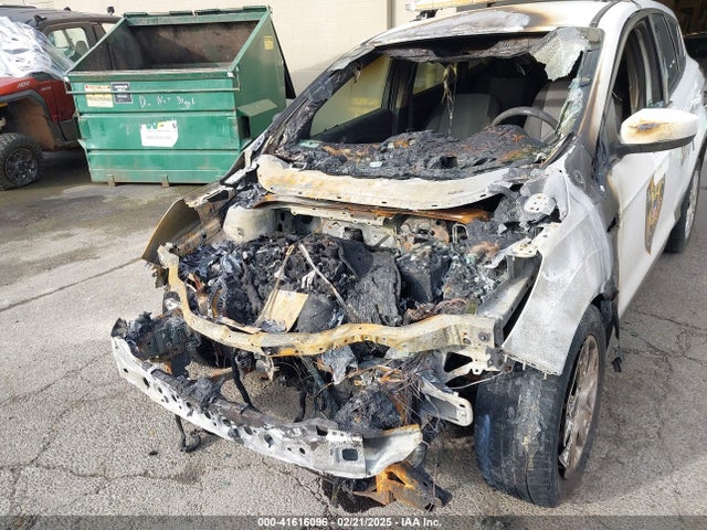 1FMCU9GD1KUA53392 Ford ESCAPE SE