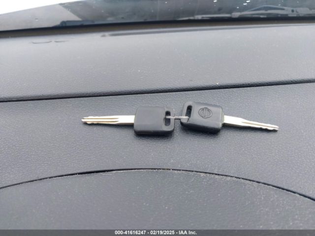 3N6CM0KN8JK701807 Nissan Nv200 S