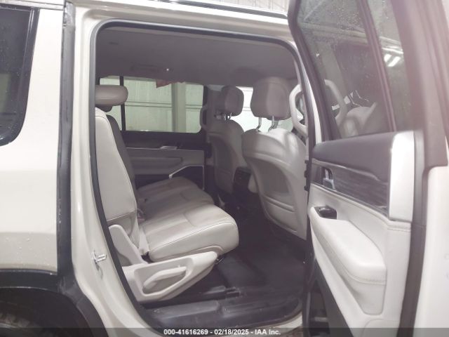 1C4SJVDT1NS202932 Jeep Wagoneer Series Iii 4x4