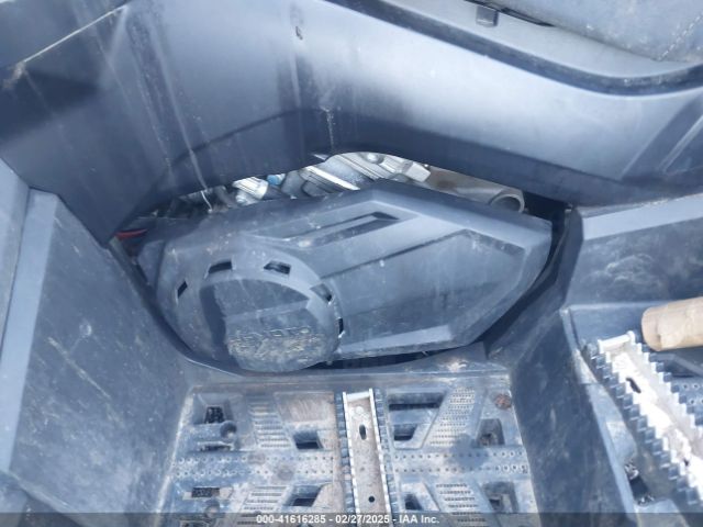 2023 CF MOTO CFORCE LCELV1Z51PT000648 Photo 8