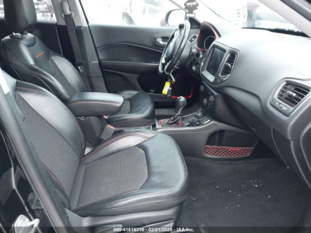 2018 JEEP COMPASS 3C4NJDDB3JT450932 Photo 4