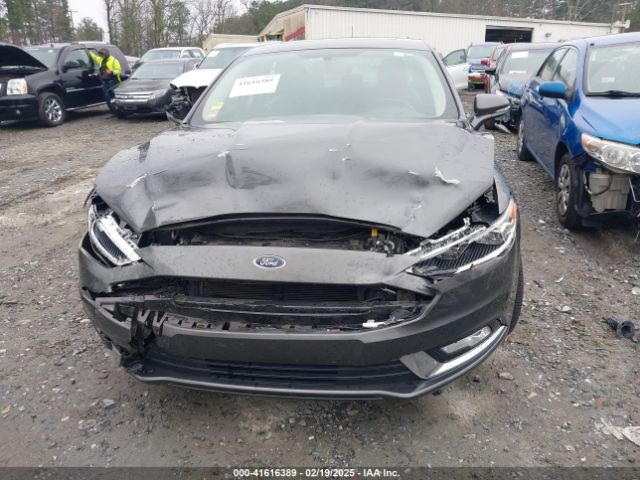3FA6P0RU9JR111553 Ford Fusion Hybrid Titanium