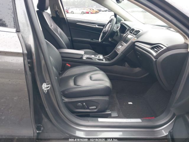 3FA6P0RU9JR111553 Ford Fusion Hybrid Titanium