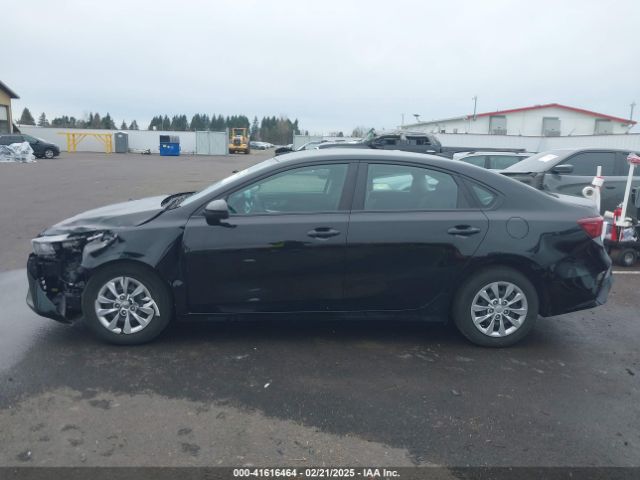3KPF24AD3PE520790 KIA FORTE LX