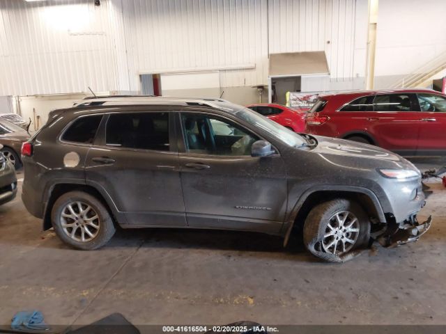 1C4PJMCS4EW272815 Jeep Cherokee Latitude
