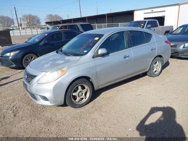 3N1CN7AP7EL870392 Nissan Versa 1.6 Sv