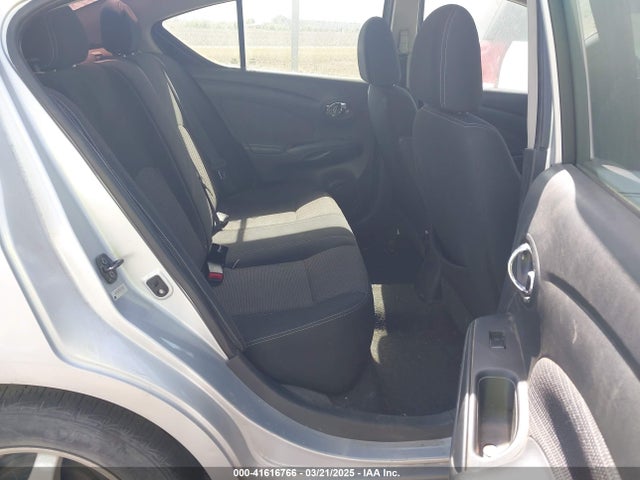 3N1CN7AP7EL870392 Nissan Versa 1.6 Sv